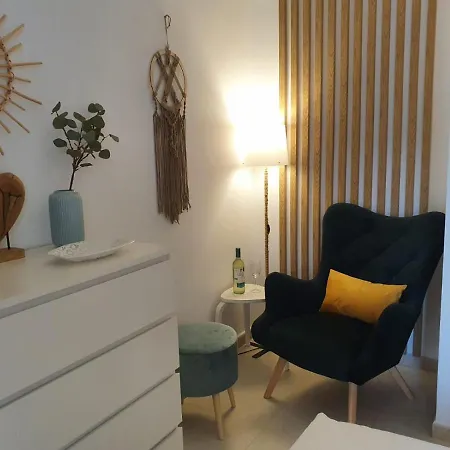 Laguna Beach Ground Floor Bungalow *